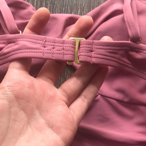 SOLD ✨ Bebe Twisted Cutout One Piece Swimsuit - Picture 8 of 14